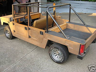 Illustration for article titled "Happy Jack" Wooden Hummer Replica A Questionable Off-Roader